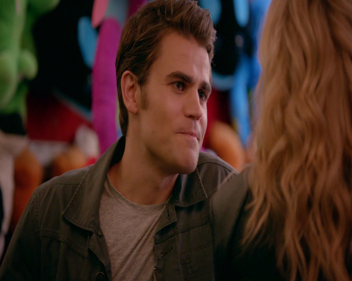 VampireDiaries-dot-nl_VampireDiaries-8x05ComingHomeWasAMistake2148.jpg