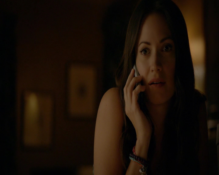 VampireDiaries-dot-nl_VampireDiaries-8x05ComingHomeWasAMistake2219.jpg