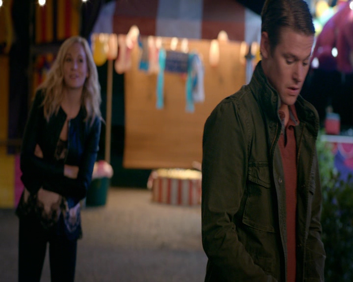 VampireDiaries-dot-nl_VampireDiaries-8x05ComingHomeWasAMistake2283.jpg