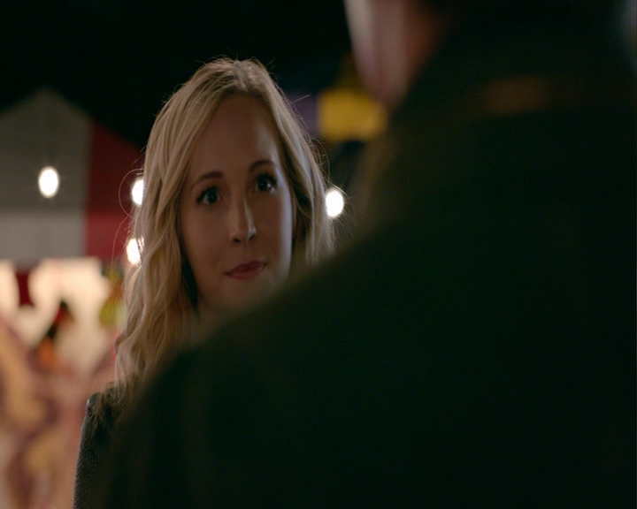 VampireDiaries-dot-nl_VampireDiaries-8x05ComingHomeWasAMistake2289.jpg