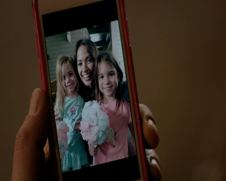 VampireDiaries-dot-nl_VampireDiaries-8x05ComingHomeWasAMistake2316.jpg