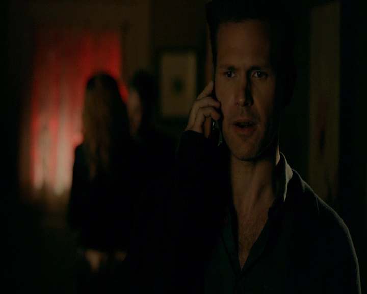 VampireDiaries-dot-nl_VampireDiaries-8x06DetouredOnSomeRandomBackwoodsPathToHell0062.jpg VampireDiaries-dot-nl_VampireDiaries-8x06DetouredOnSomeRandomBackwoodsPathToHell0062.jpg