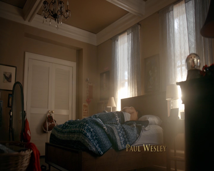 VampireDiaries-dot-nl_VampireDiaries-8x06DetouredOnSomeRandomBackwoodsPathToHell0131.jpg