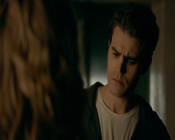 VampireDiaries-dot-nl_VampireDiaries-8x06DetouredOnSomeRandomBackwoodsPathToHell0254.jpg