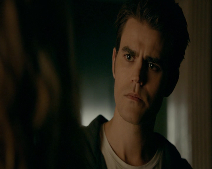 VampireDiaries-dot-nl_VampireDiaries-8x06DetouredOnSomeRandomBackwoodsPathToHell0270.jpg