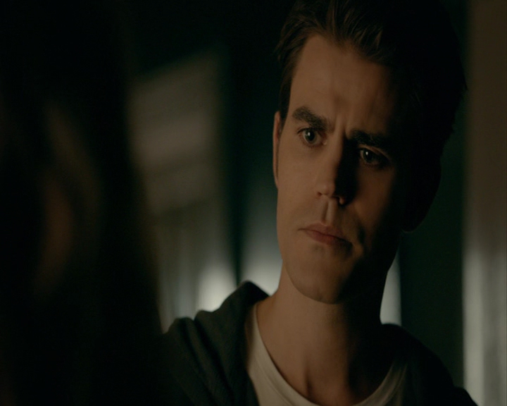 VampireDiaries-dot-nl_VampireDiaries-8x06DetouredOnSomeRandomBackwoodsPathToHell0279.jpg