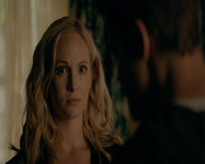VampireDiaries-dot-nl_VampireDiaries-8x06DetouredOnSomeRandomBackwoodsPathToHell0287.jpg
