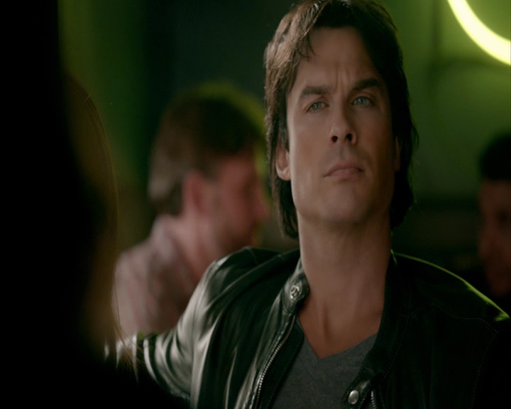 VampireDiaries-dot-nl_VampireDiaries-8x06DetouredOnSomeRandomBackwoodsPathToHell0348.jpg