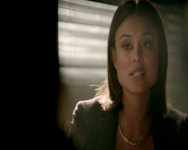 VampireDiaries-dot-nl_VampireDiaries-8x06DetouredOnSomeRandomBackwoodsPathToHell0355.jpg