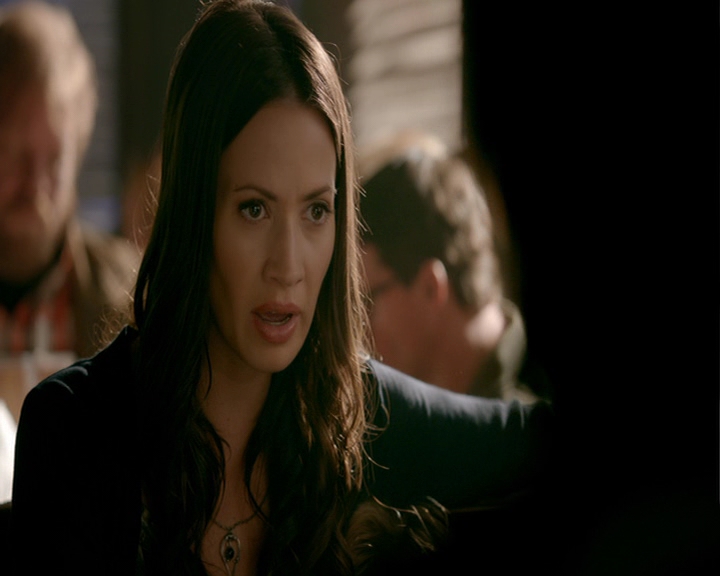 VampireDiaries-dot-nl_VampireDiaries-8x06DetouredOnSomeRandomBackwoodsPathToHell0369.jpg
