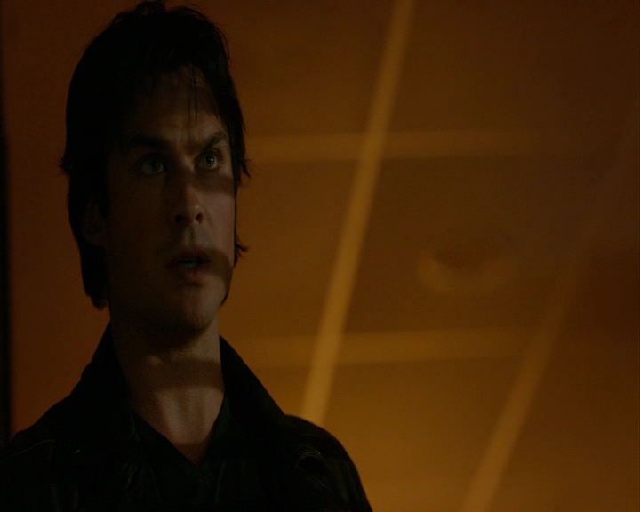 VampireDiaries-dot-nl_VampireDiaries-8x06DetouredOnSomeRandomBackwoodsPathToHell1450.jpg