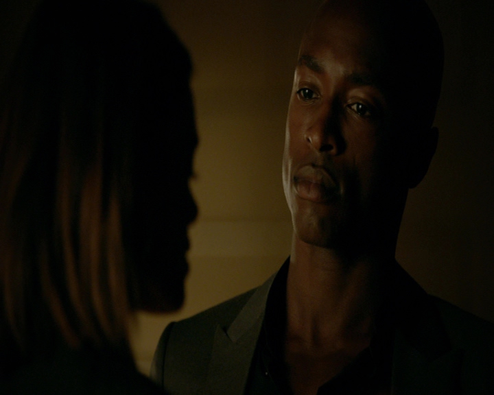 VampireDiaries-dot-nl_VampireDiaries-8x06DetouredOnSomeRandomBackwoodsPathToHell1627.jpg