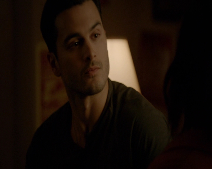 VampireDiaries-dot-nl_VampireDiaries-8x06DetouredOnSomeRandomBackwoodsPathToHell1695.jpg