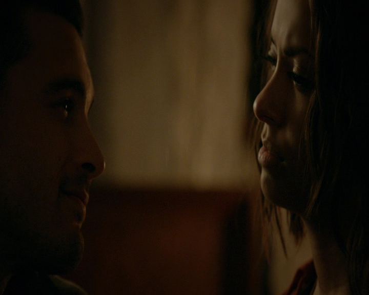 VampireDiaries-dot-nl_VampireDiaries-8x06DetouredOnSomeRandomBackwoodsPathToHell1780.jpg