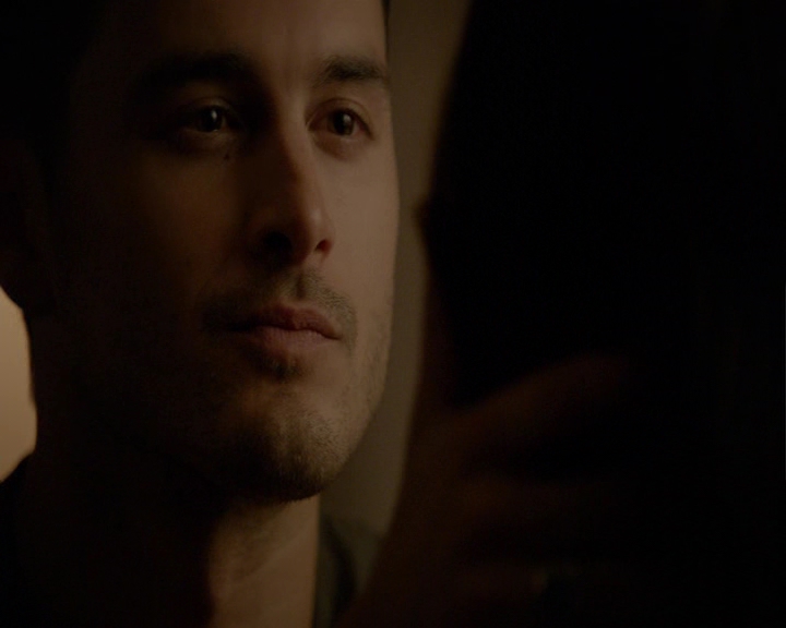 VampireDiaries-dot-nl_VampireDiaries-8x06DetouredOnSomeRandomBackwoodsPathToHell1783.jpg
