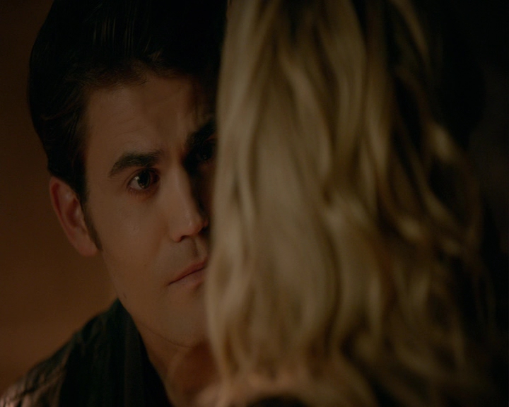 VampireDiaries-dot-nl_VampireDiaries-8x06DetouredOnSomeRandomBackwoodsPathToHell2052.jpg VampireDiaries-dot-nl_VampireDiaries-8x06DetouredOnSomeRandomBackwoodsPathToHell2052.jpg