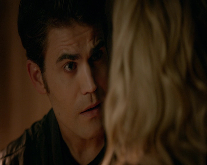 VampireDiaries-dot-nl_VampireDiaries-8x06DetouredOnSomeRandomBackwoodsPathToHell2066.jpg VampireDiaries-dot-nl_VampireDiaries-8x06DetouredOnSomeRandomBackwoodsPathToHell2066.jpg
