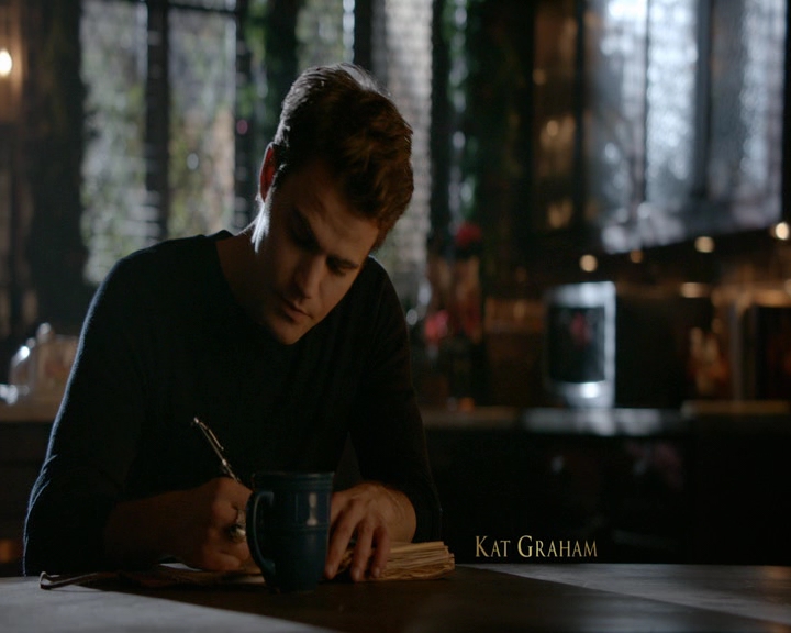 VampireDiaries-dot-nl_VVampireDiaries-dot-nl_VampireDiaries-8x07TheNextTimeIHurtSomebodyItCouldBeYou0087.jpg
