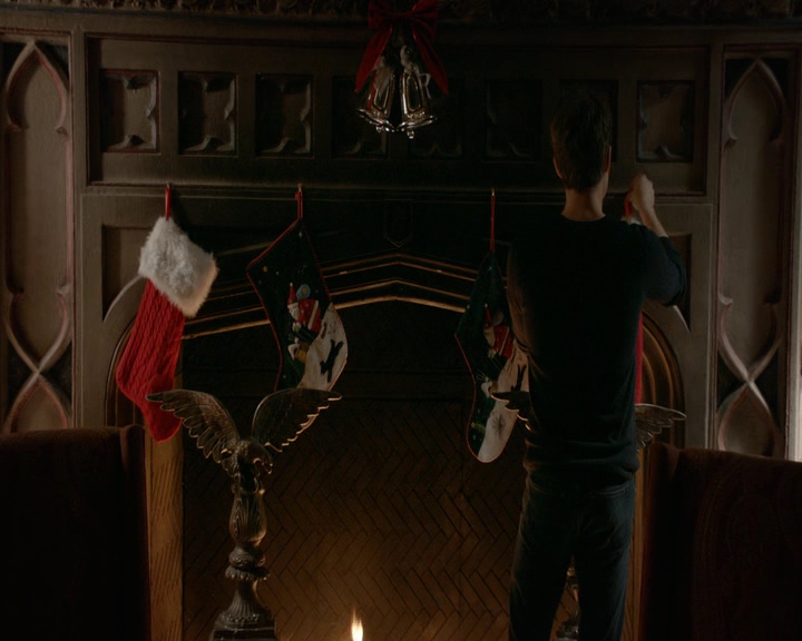 VampireDiaries-dot-nl_VVampireDiaries-dot-nl_VampireDiaries-8x07TheNextTimeIHurtSomebodyItCouldBeYou0110.jpg