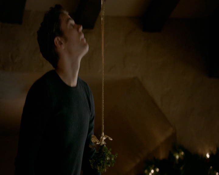VampireDiaries-dot-nl_VVampireDiaries-dot-nl_VampireDiaries-8x07TheNextTimeIHurtSomebodyItCouldBeYou0114.jpg