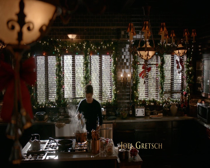 VampireDiaries-dot-nl_VVampireDiaries-dot-nl_VampireDiaries-8x07TheNextTimeIHurtSomebodyItCouldBeYou0119.jpg