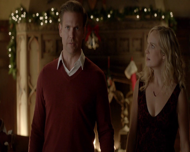 VampireDiaries-dot-nl_VVampireDiaries-dot-nl_VampireDiaries-8x07TheNextTimeIHurtSomebodyItCouldBeYou0233.jpg