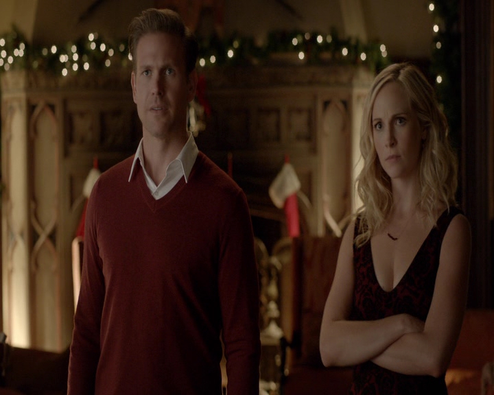 VampireDiaries-dot-nl_VVampireDiaries-dot-nl_VampireDiaries-8x07TheNextTimeIHurtSomebodyItCouldBeYou0236.jpg