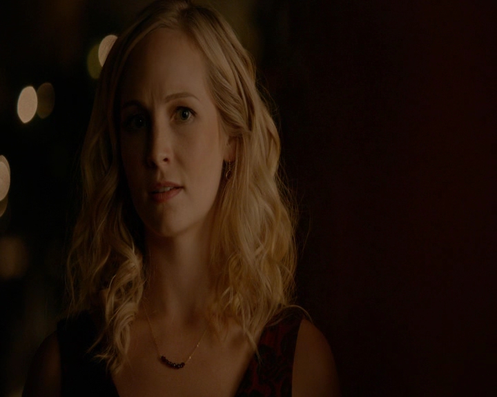 VampireDiaries-dot-nl_VVampireDiaries-dot-nl_VampireDiaries-8x07TheNextTimeIHurtSomebodyItCouldBeYou0356.jpg