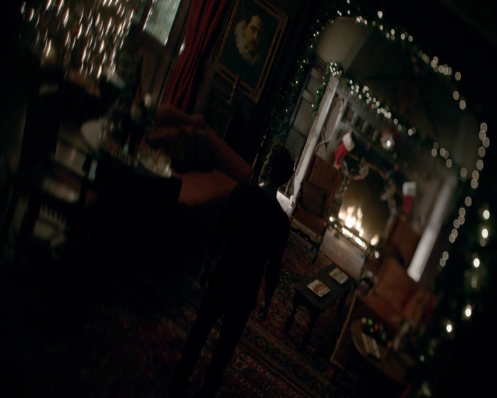 VampireDiaries-dot-nl_VVampireDiaries-dot-nl_VampireDiaries-8x07TheNextTimeIHurtSomebodyItCouldBeYou0482.jpg
