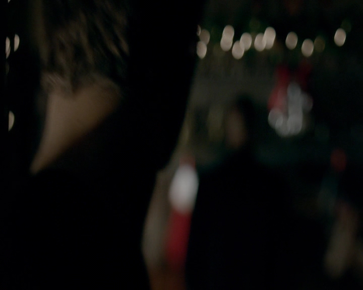 VampireDiaries-dot-nl_VVampireDiaries-dot-nl_VampireDiaries-8x07TheNextTimeIHurtSomebodyItCouldBeYou0488.jpg