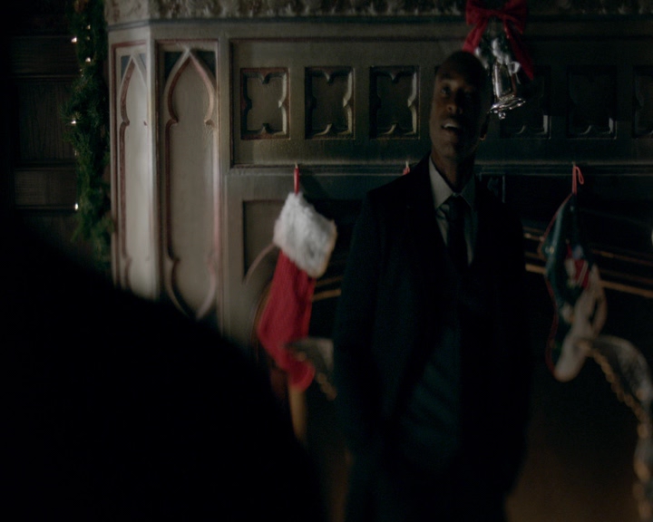 VampireDiaries-dot-nl_VVampireDiaries-dot-nl_VampireDiaries-8x07TheNextTimeIHurtSomebodyItCouldBeYou0499.jpg