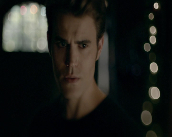 VampireDiaries-dot-nl_VVampireDiaries-dot-nl_VampireDiaries-8x07TheNextTimeIHurtSomebodyItCouldBeYou0518.jpg