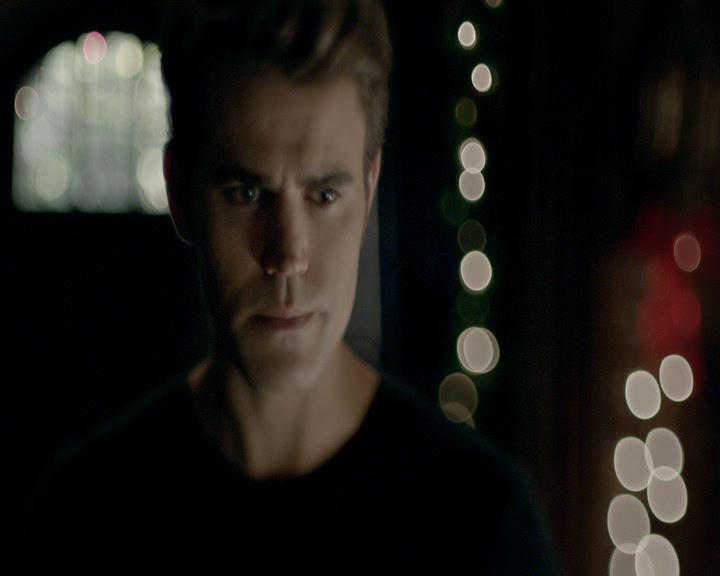 VampireDiaries-dot-nl_VVampireDiaries-dot-nl_VampireDiaries-8x07TheNextTimeIHurtSomebodyItCouldBeYou0524.jpg