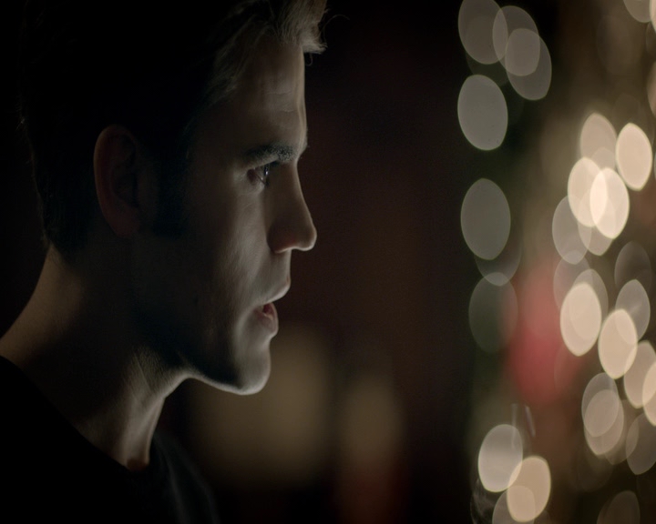 VampireDiaries-dot-nl_VVampireDiaries-dot-nl_VampireDiaries-8x07TheNextTimeIHurtSomebodyItCouldBeYou0532.jpg