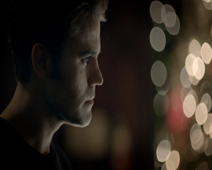 VampireDiaries-dot-nl_VVampireDiaries-dot-nl_VampireDiaries-8x07TheNextTimeIHurtSomebodyItCouldBeYou0533.jpg