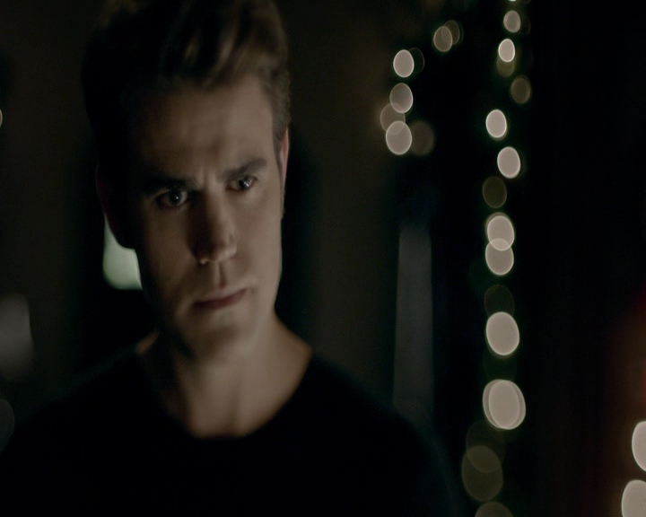 VampireDiaries-dot-nl_VVampireDiaries-dot-nl_VampireDiaries-8x07TheNextTimeIHurtSomebodyItCouldBeYou0535.jpg