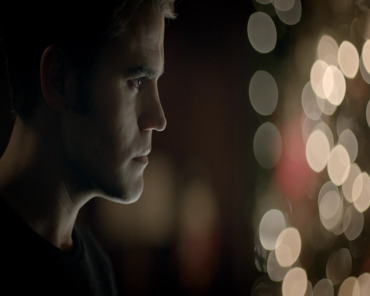 VampireDiaries-dot-nl_VVampireDiaries-dot-nl_VampireDiaries-8x07TheNextTimeIHurtSomebodyItCouldBeYou0542.jpg