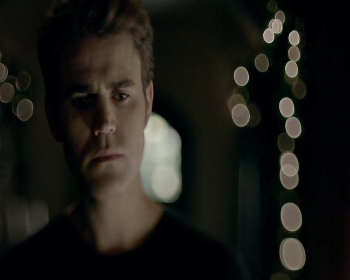 VampireDiaries-dot-nl_VVampireDiaries-dot-nl_VampireDiaries-8x07TheNextTimeIHurtSomebodyItCouldBeYou0544.jpg