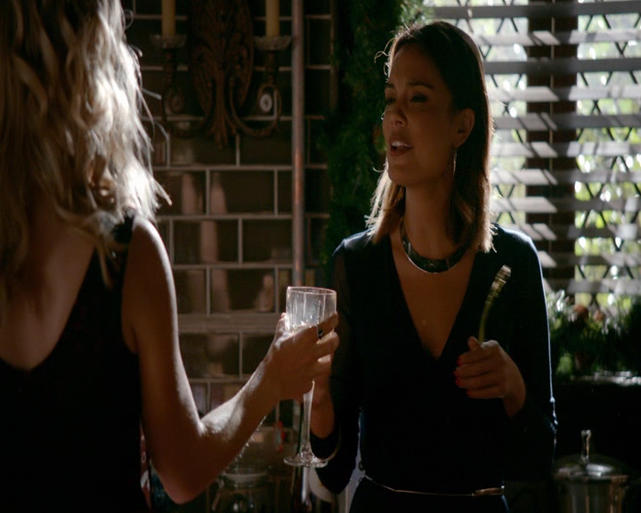 VampireDiaries-dot-nl_VVampireDiaries-dot-nl_VampireDiaries-8x07TheNextTimeIHurtSomebodyItCouldBeYou0555.jpg