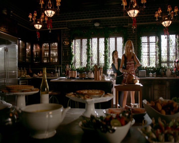 VampireDiaries-dot-nl_VVampireDiaries-dot-nl_VampireDiaries-8x07TheNextTimeIHurtSomebodyItCouldBeYou0563.jpg