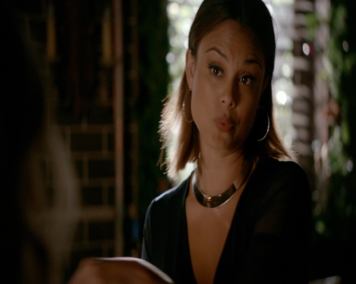 VampireDiaries-dot-nl_VVampireDiaries-dot-nl_VampireDiaries-8x07TheNextTimeIHurtSomebodyItCouldBeYou0587.jpg