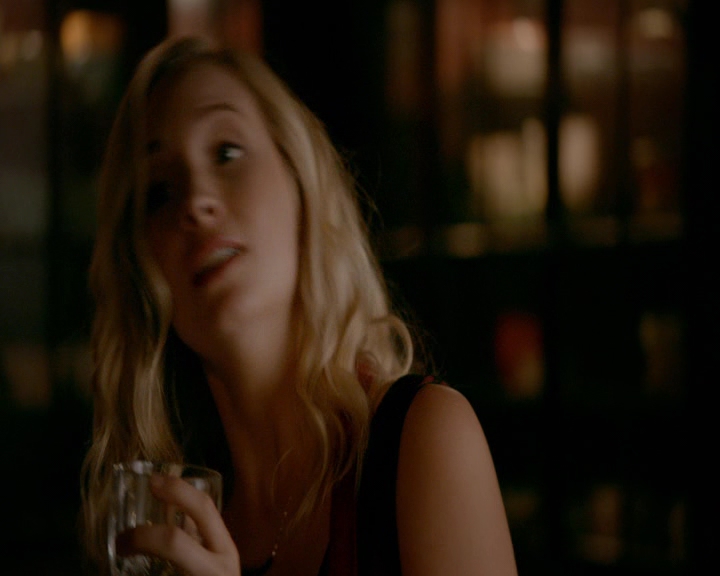 VampireDiaries-dot-nl_VVampireDiaries-dot-nl_VampireDiaries-8x07TheNextTimeIHurtSomebodyItCouldBeYou0598.jpg