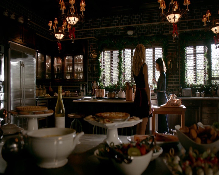 VampireDiaries-dot-nl_VVampireDiaries-dot-nl_VampireDiaries-8x07TheNextTimeIHurtSomebodyItCouldBeYou0600.jpg