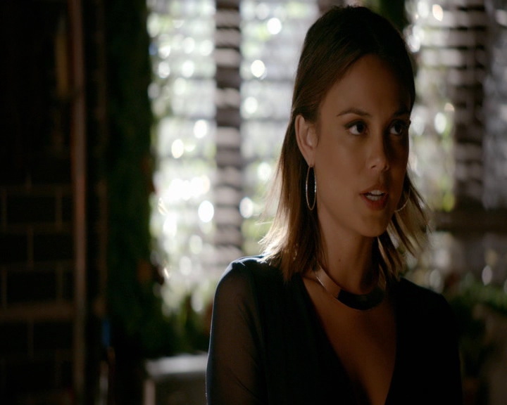 VampireDiaries-dot-nl_VVampireDiaries-dot-nl_VampireDiaries-8x07TheNextTimeIHurtSomebodyItCouldBeYou0614.jpg