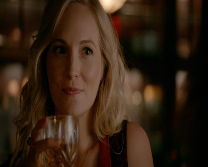 VampireDiaries-dot-nl_VVampireDiaries-dot-nl_VampireDiaries-8x07TheNextTimeIHurtSomebodyItCouldBeYou0632.jpg