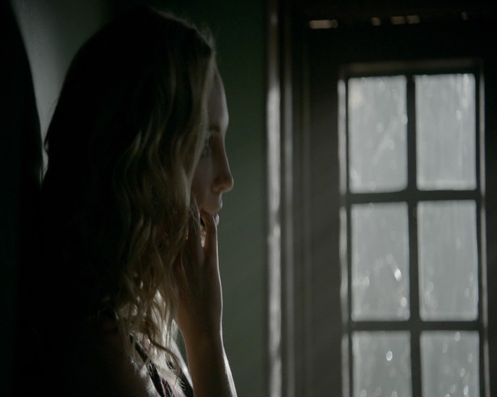 VampireDiaries-dot-nl_VVampireDiaries-dot-nl_VampireDiaries-8x07TheNextTimeIHurtSomebodyItCouldBeYou0657.jpg