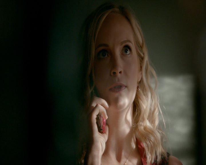VampireDiaries-dot-nl_VVampireDiaries-dot-nl_VampireDiaries-8x07TheNextTimeIHurtSomebodyItCouldBeYou0658.jpg