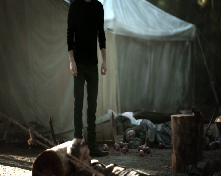 VampireDiaries-dot-nl_VVampireDiaries-dot-nl_VampireDiaries-8x07TheNextTimeIHurtSomebodyItCouldBeYou0875.jpg