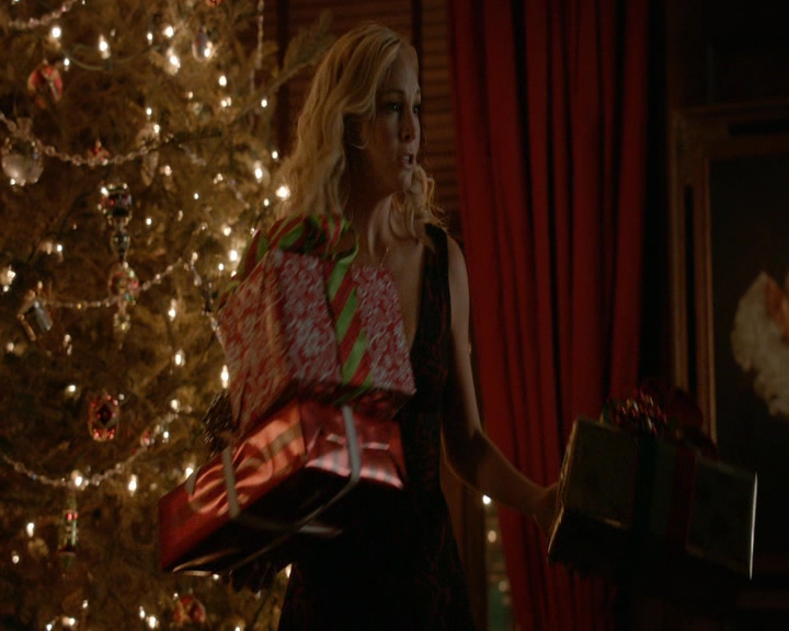 VampireDiaries-dot-nl_VVampireDiaries-dot-nl_VampireDiaries-8x07TheNextTimeIHurtSomebodyItCouldBeYou0891.jpg