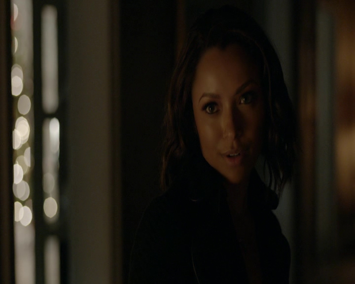 VampireDiaries-dot-nl_VVampireDiaries-dot-nl_VampireDiaries-8x07TheNextTimeIHurtSomebodyItCouldBeYou0987.jpg